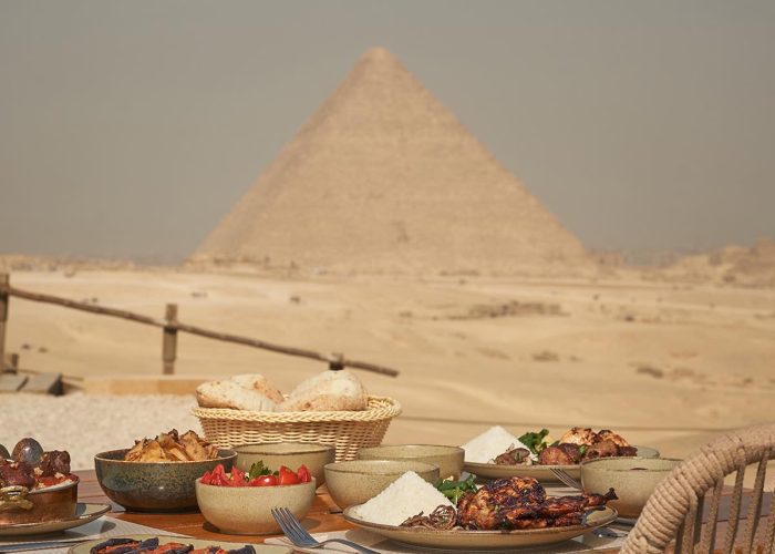 Lunch at Giza Pyramids